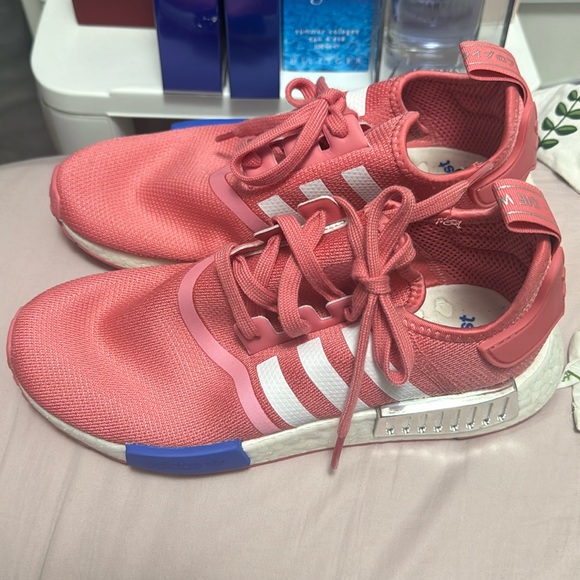 Adidas Sneakers Sz 8 - Picture 2 of 7